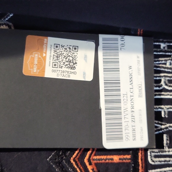 Woman's Harley Davidson zip up shirt - Picture 8 of 8